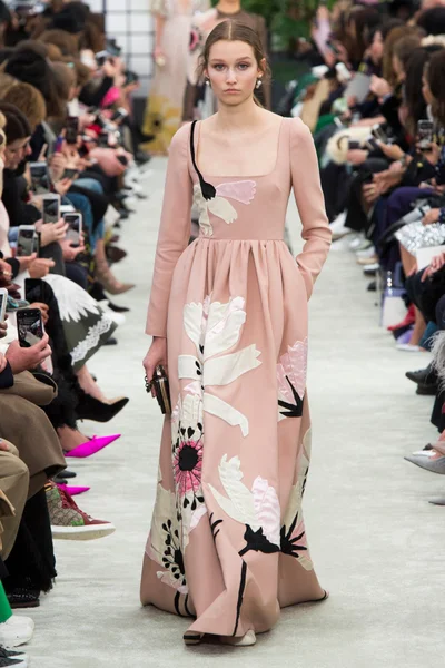 Look 62